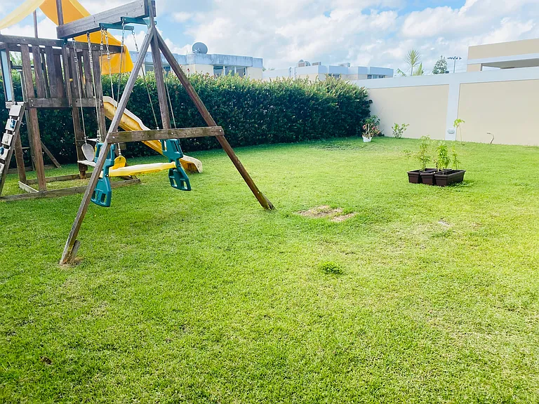 68 Urb Mansiones De Juncos Caoba St — Photo 11