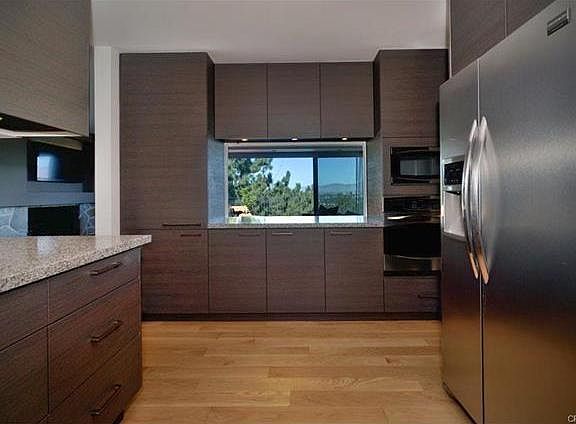3rd image of 7793 Skyhill Dr