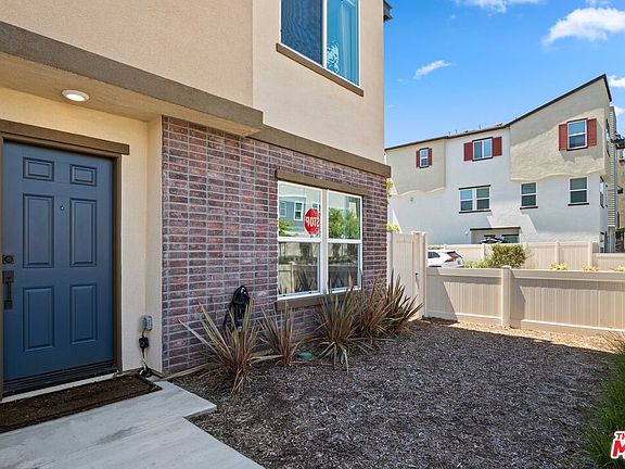 2nd image of 716 Sienna Way