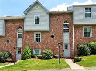 2803 Timberglen Dr, Imperial, PA 15126