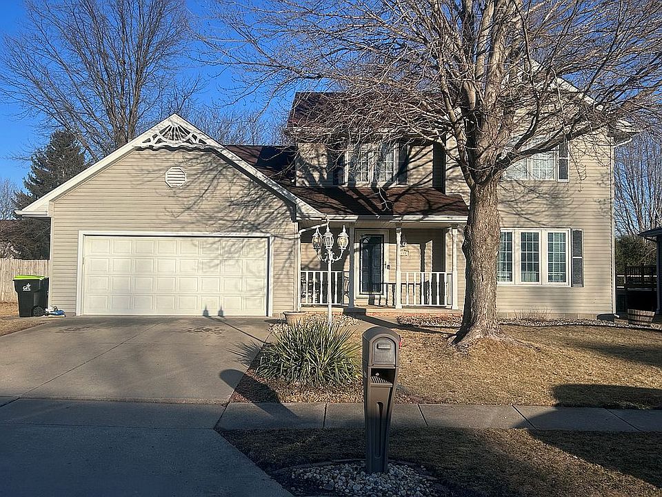 1st image of 112 N White Clover Dr