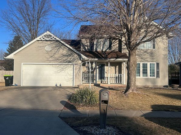 112 N White Clover Dr