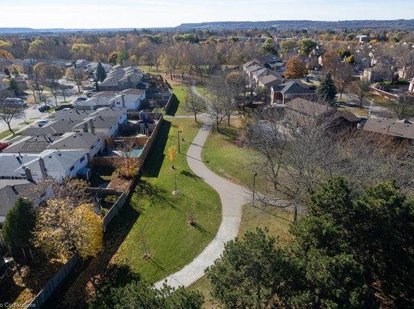 775 Coulson Ave, Milton, ON L9T 4K2