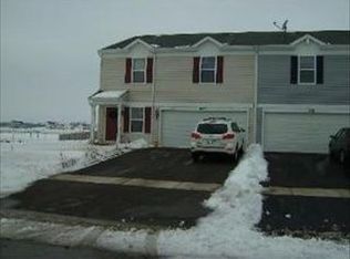 1801 Leatherleaf Trl, Hebron, IL 60034