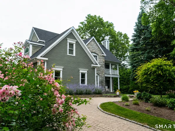19 Christopher Lane, Norwalk, CT 06851