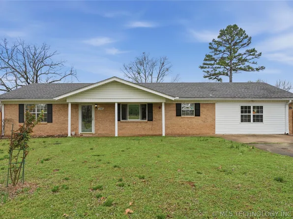 1707 N Maple St, Sallisaw, OK 74955