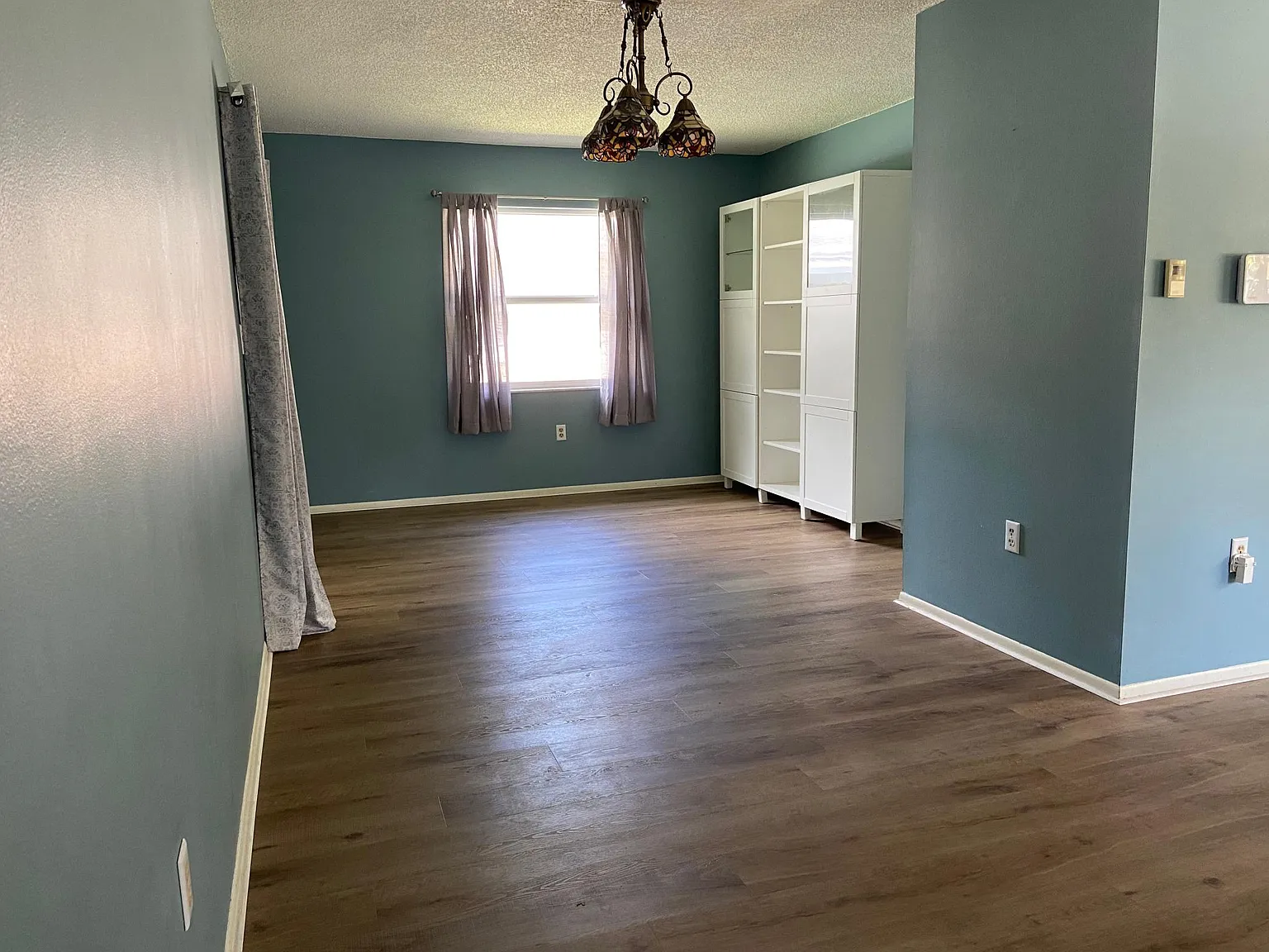 2 bed, 1150 sqft, $2,200 — Photo 3