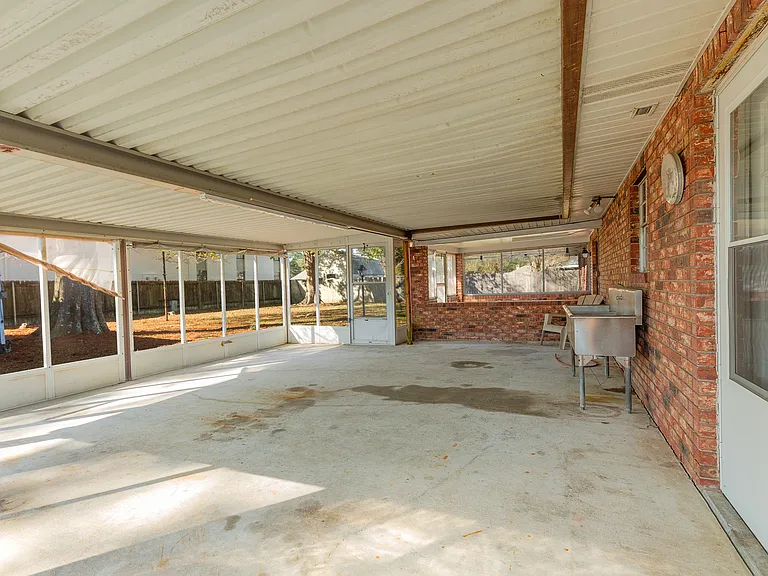 113 Aberdeen Dr — Photo 23