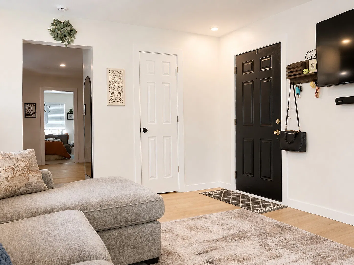 1 bed, 750 sqft, $950 — Photo 2