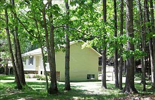 2nd image of 136 Jenni Jill Dr