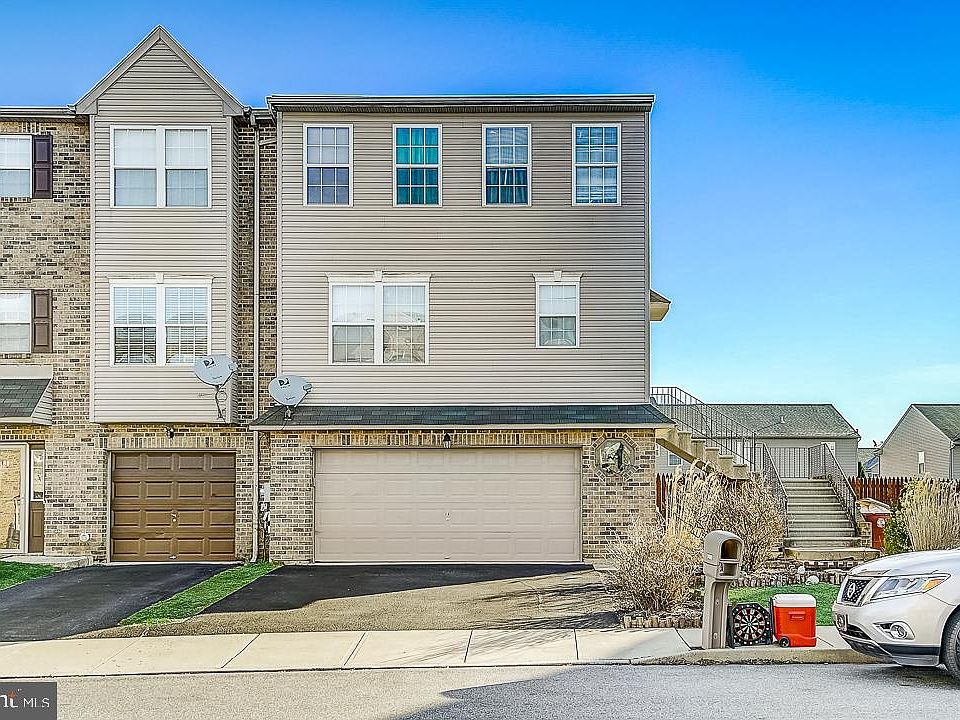1st image of 2480 Jeannette Ln