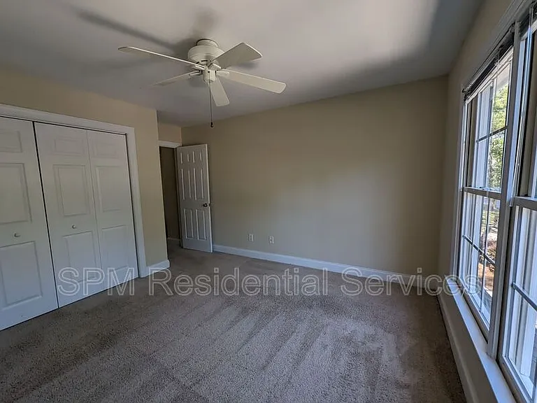233 Racine Dr #18 — Photo 15