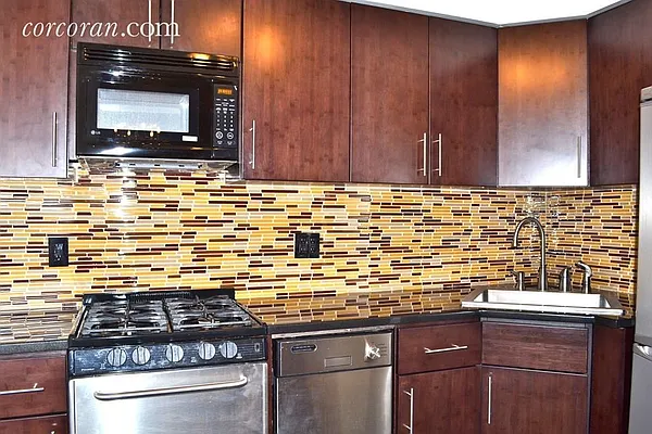 Rented by Corcoran | media 39