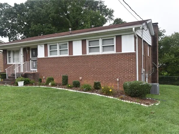 3851 Whitfield Rd, Winston Salem, NC 27105