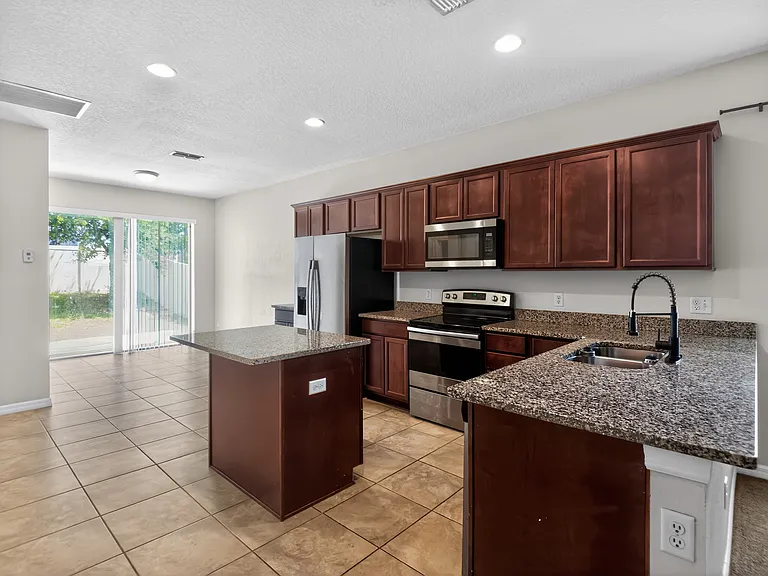 17520 Butterfly Pea Ct — Photo 11