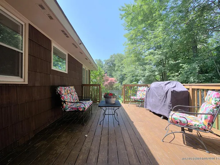 8 Williams Dr — Photo 16