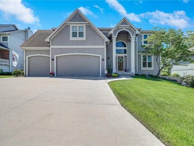 1504 NE Craigievar Dr, Blue Springs, MO, 64014