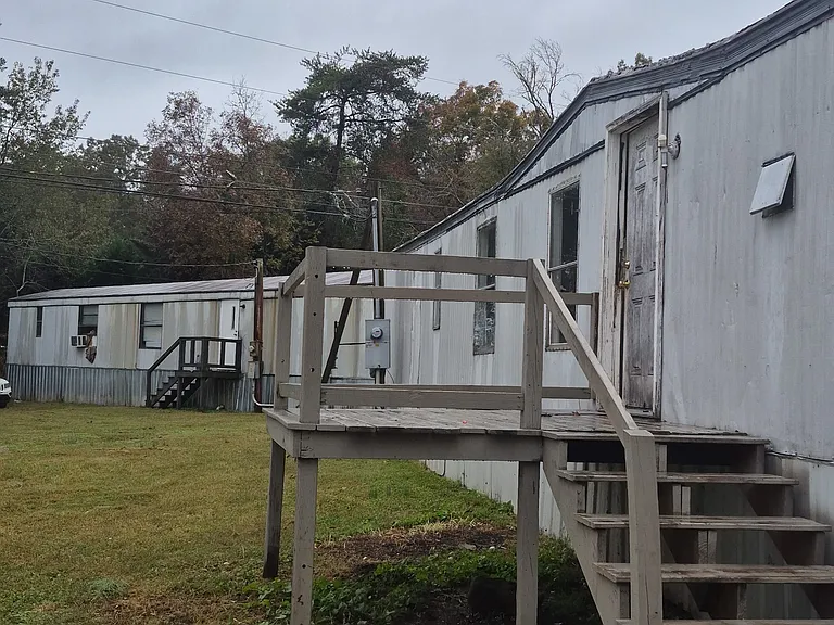 29 Otto Ln N — Photo 1