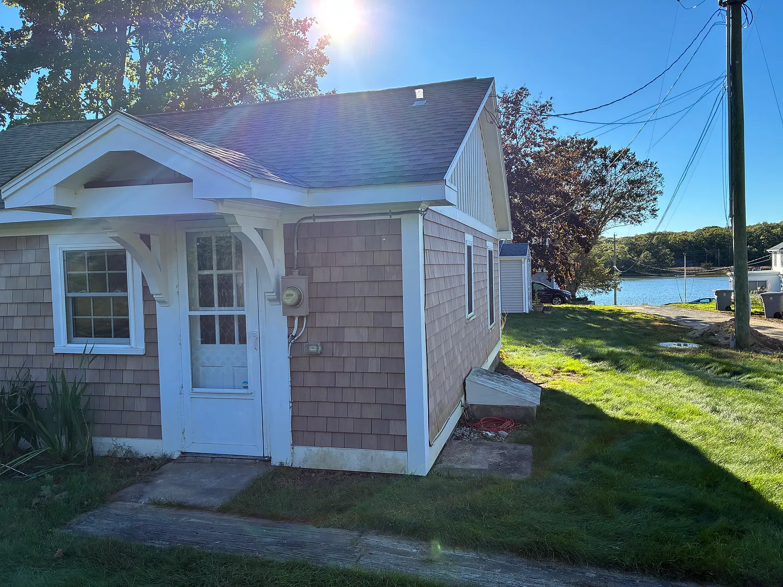2 bed, 650 sqft, $1,900 — Photo 2