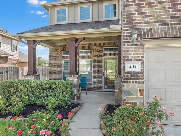 4th image of 235 Harbor Bend Ln