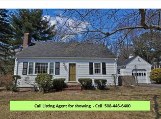 985 High St, Westwood, MA 02090