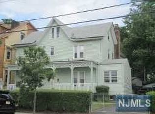 120 Park St, Orange, NJ 07050