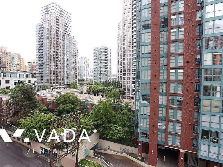 928 Richards St #605 — Photo 18