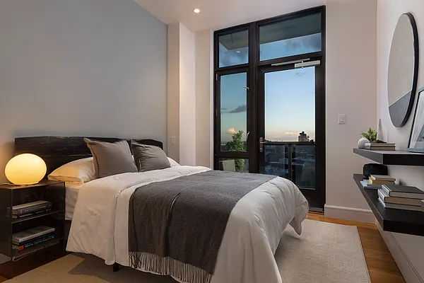 Rented by Nooklyn NYC LLC | media 21