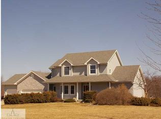 9425 S Wright Rd, Eagle, MI 48822