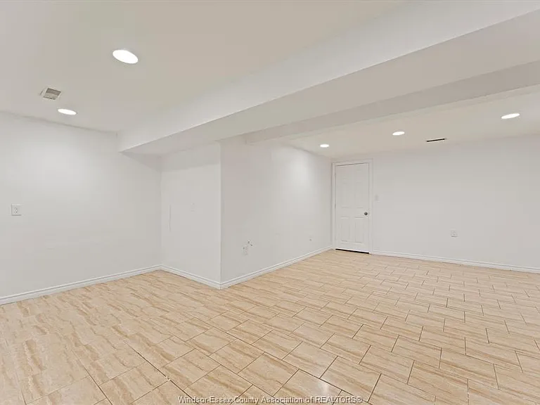 9347 Tamarack St — Photo 27