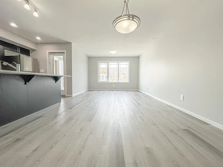 831 Windbury St SW — Photo 3
