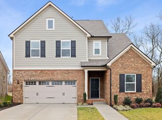 390 Triple Crown Cir, Gallatin, TN 37066