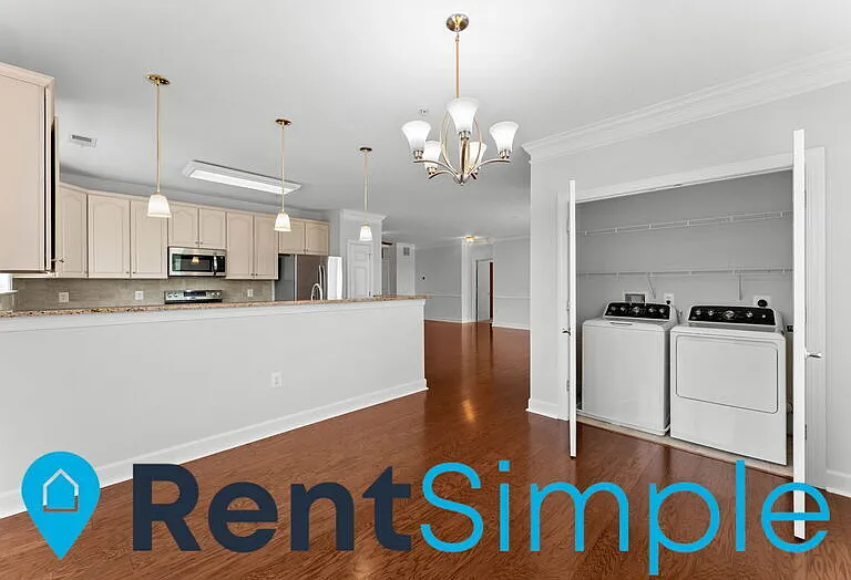15221 Royal Crest Dr #201 — Photo 37