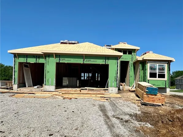 22900 S Ridgeview Dr, Peculiar, MO 64078