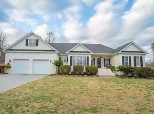 3318 W Hampton Pointe Dr, Florence, SC 29501