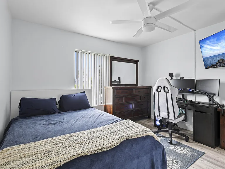 629 Sea Pine Way #D2 — Photo 20