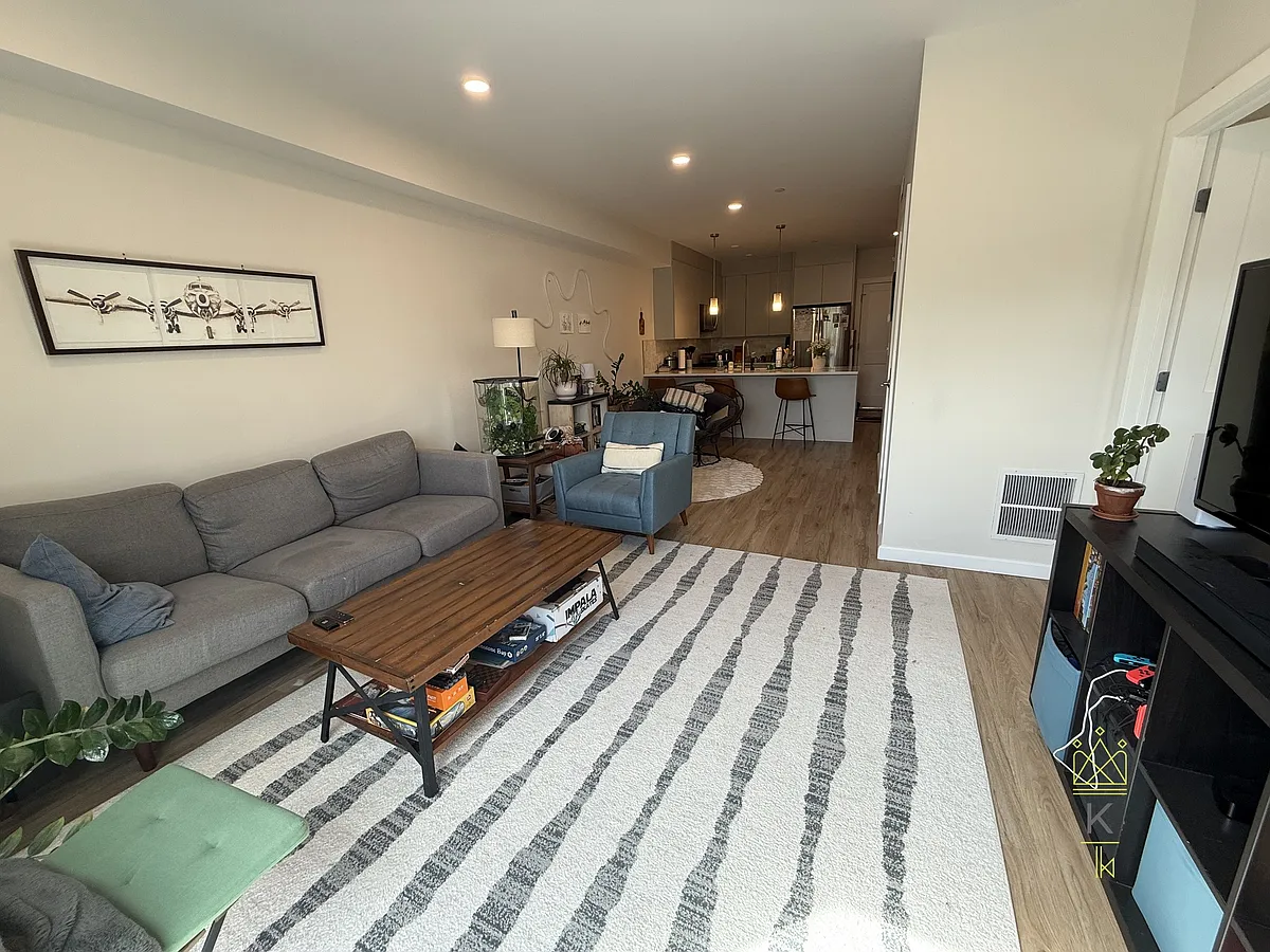Building Photo - 458 Washington St #308