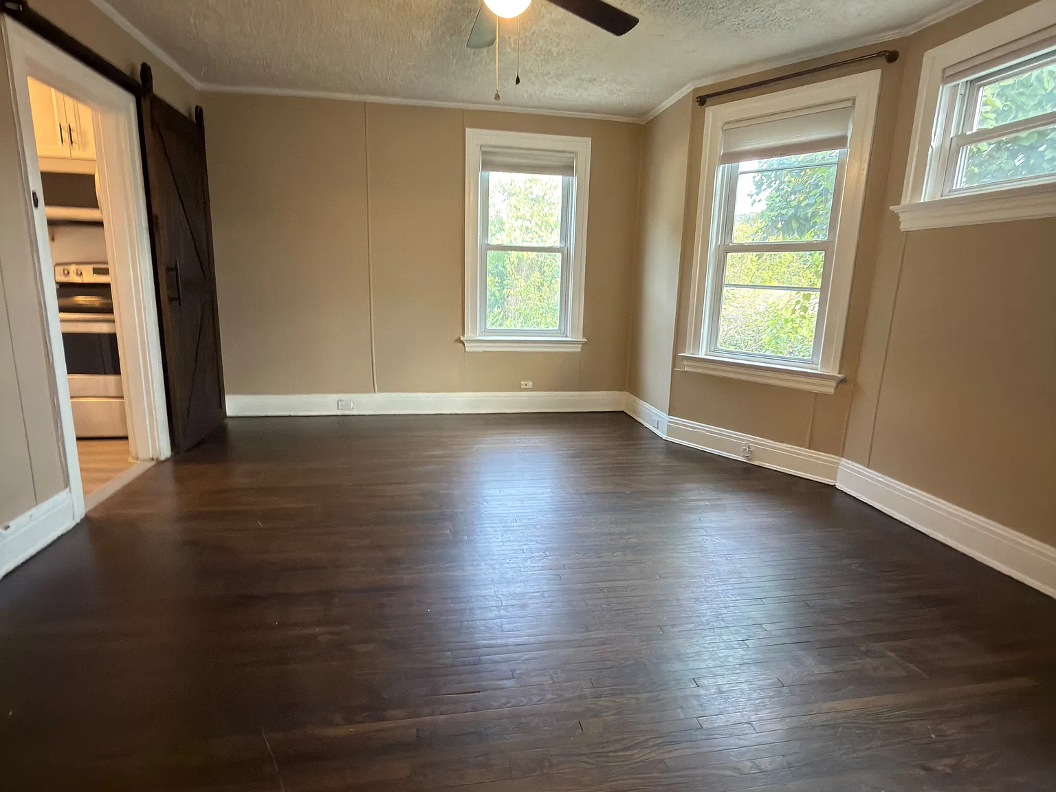 3512 Wabash Ave — Photo 3