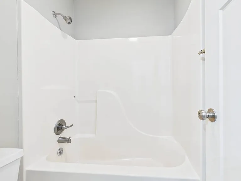 1206 Foxridge Dr — Photo 33