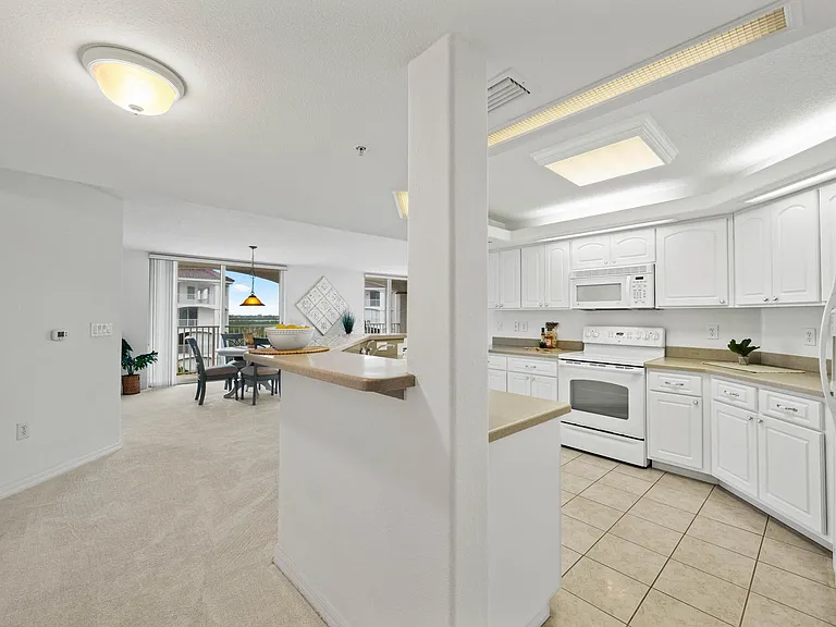 820 Del Rio Way #504 — Photo 13