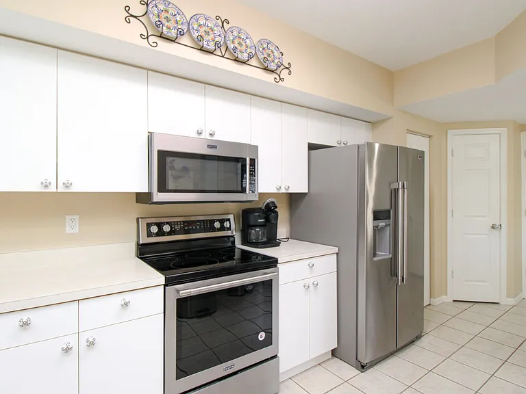 5025 Cedar Springs Dr #102 — Photo 46
