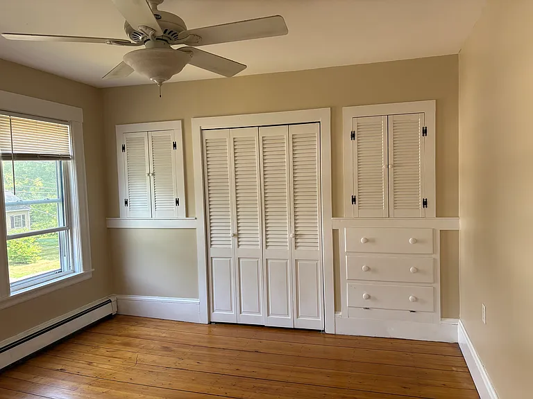 11 Ray Ave — Photo 19