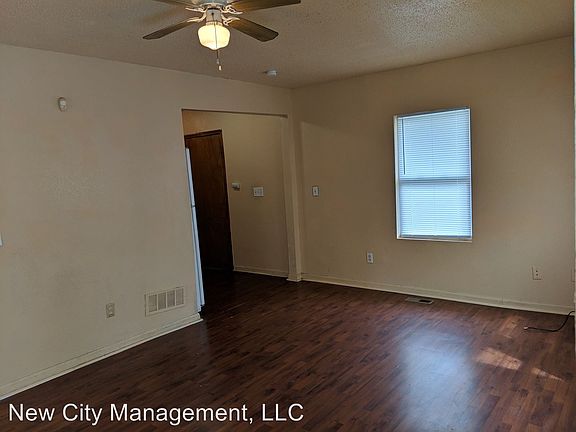 5th image of 3610 E 72nd St