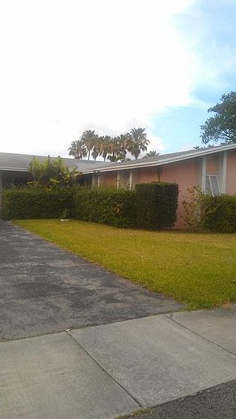 1st image of 9505 Tiffany Dr