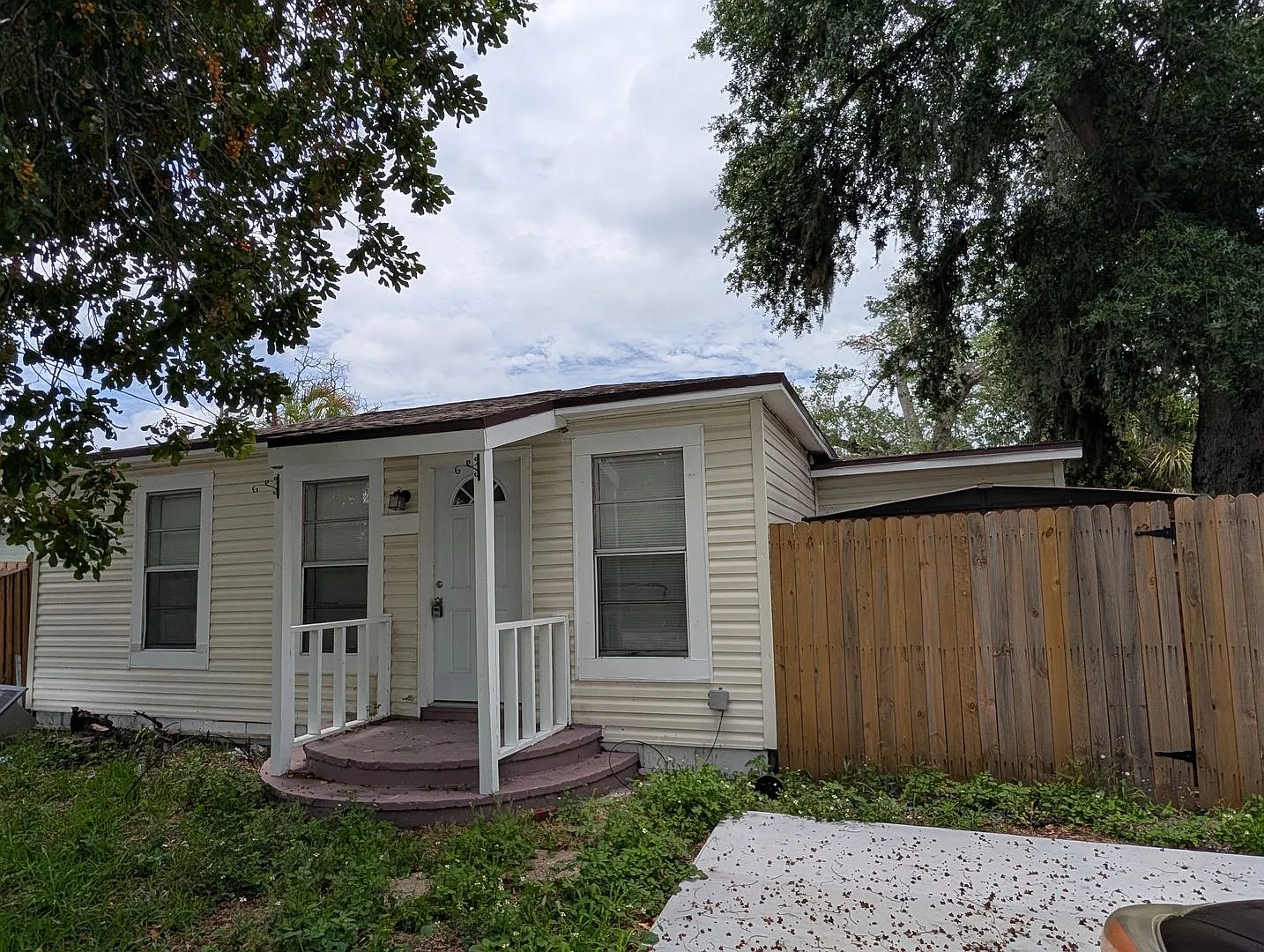 St. Pete 2 Bed 2 Bath For Rent — Photo 1