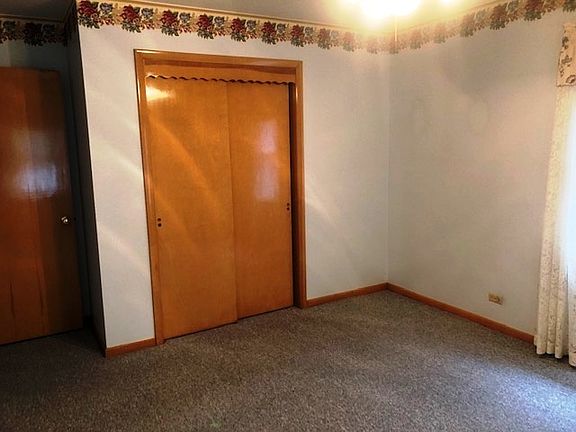 5th image of 536 E 161st St