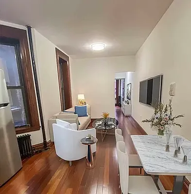 Rented by MOTION New York | media 6