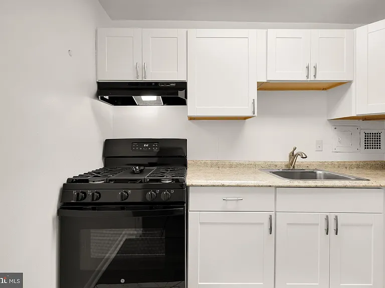 2401 H St NW #209 — Photo 10