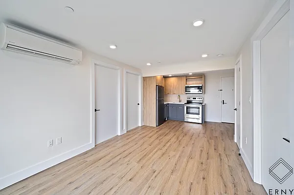 Rented by ERNY LLC | media 4