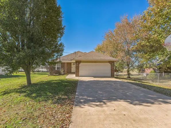 123 S Western Street, Marionville, MO 65705